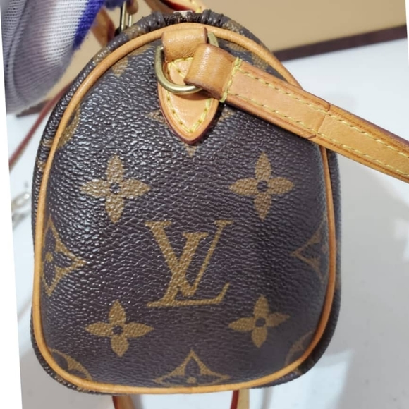 LOUIS VUITTON Monogram Nano Speedy Bag - Picture 6 of 16